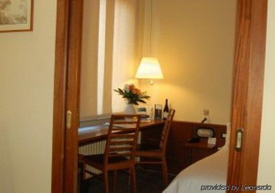 Hotel Mariani Iesi Bagian luar foto